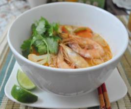 Tomyam Mihun Soup / தோம்யாம் மீஹூன் சூப்